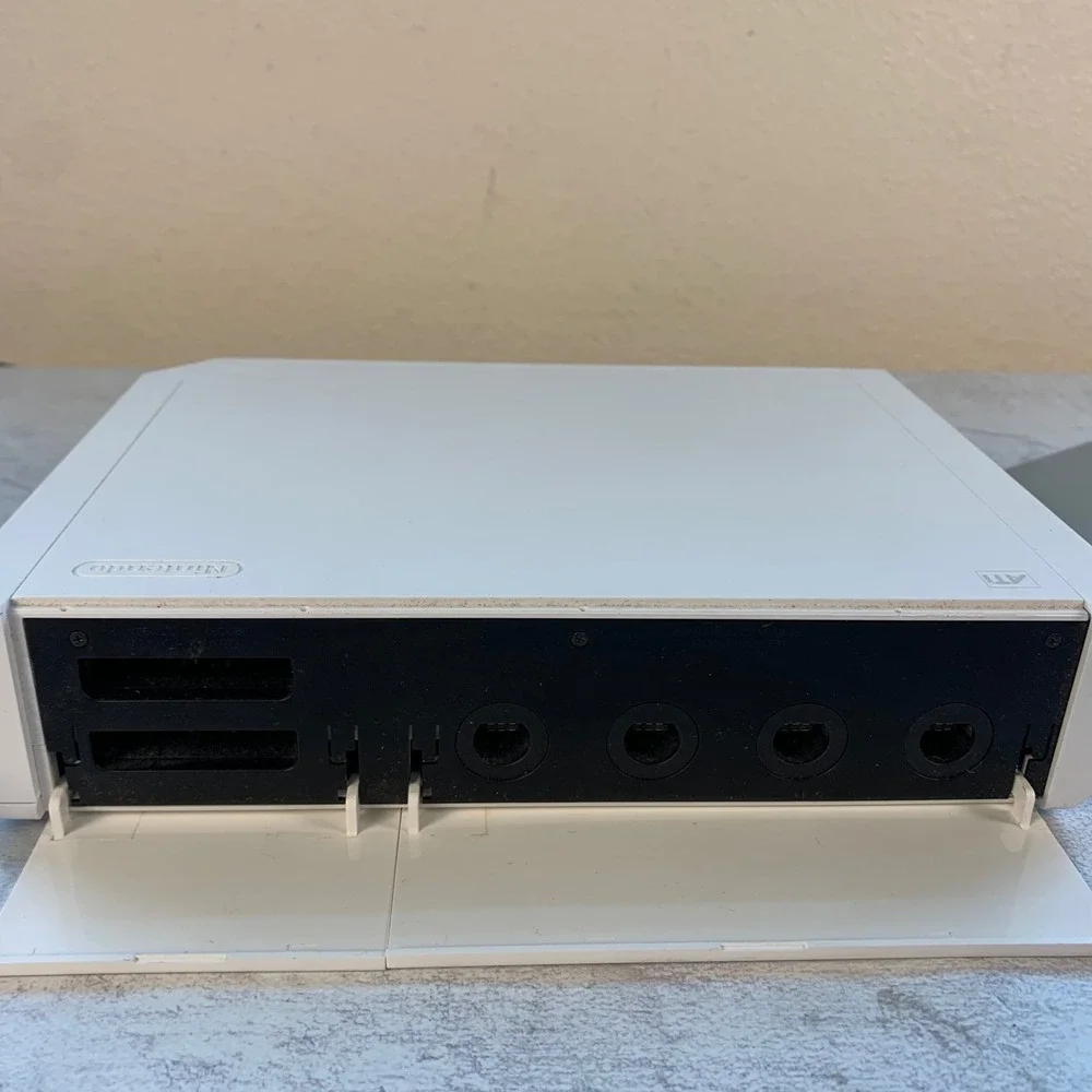 Nintendo Wii RVL-001 Console Bundle Remote Sensor Bar Untested No Power Cord